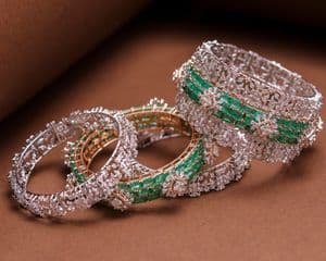 BANGLES